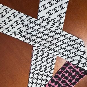 Chic Designer Women's Scarf - Black and Pink